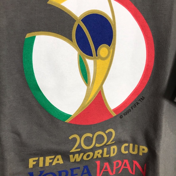 ‼️SOLD‼️ Vintage 2002 FIFA World Cup Korea Japan T - Picture 3 of 3